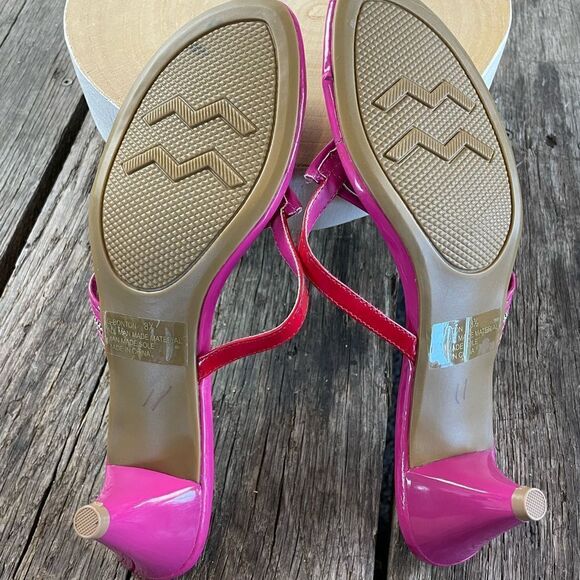 Madden Girl Pink Sandals Size 8.5 - Picture 7 of 8
